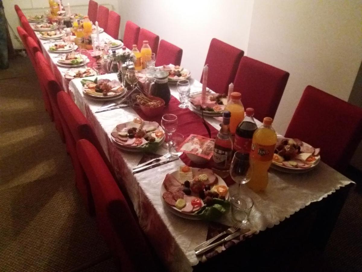 Lupeni  Casa Germana酒店 外观 照片